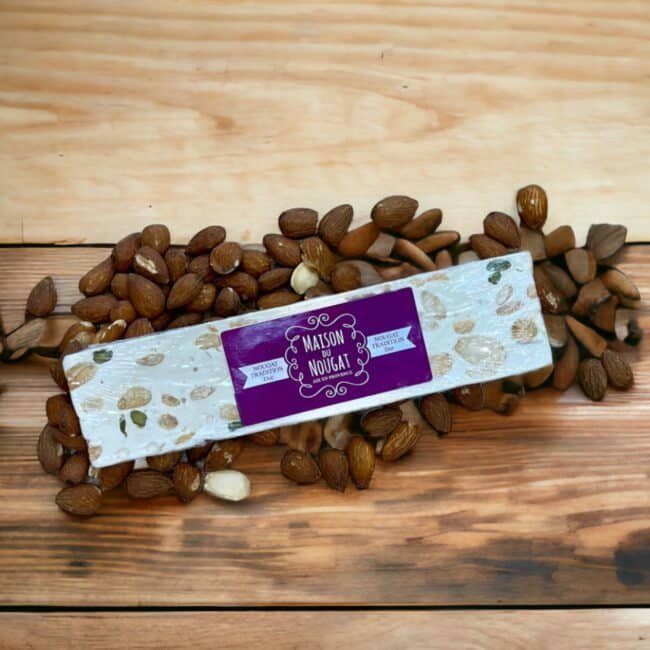 Barre de nougat blanc dur